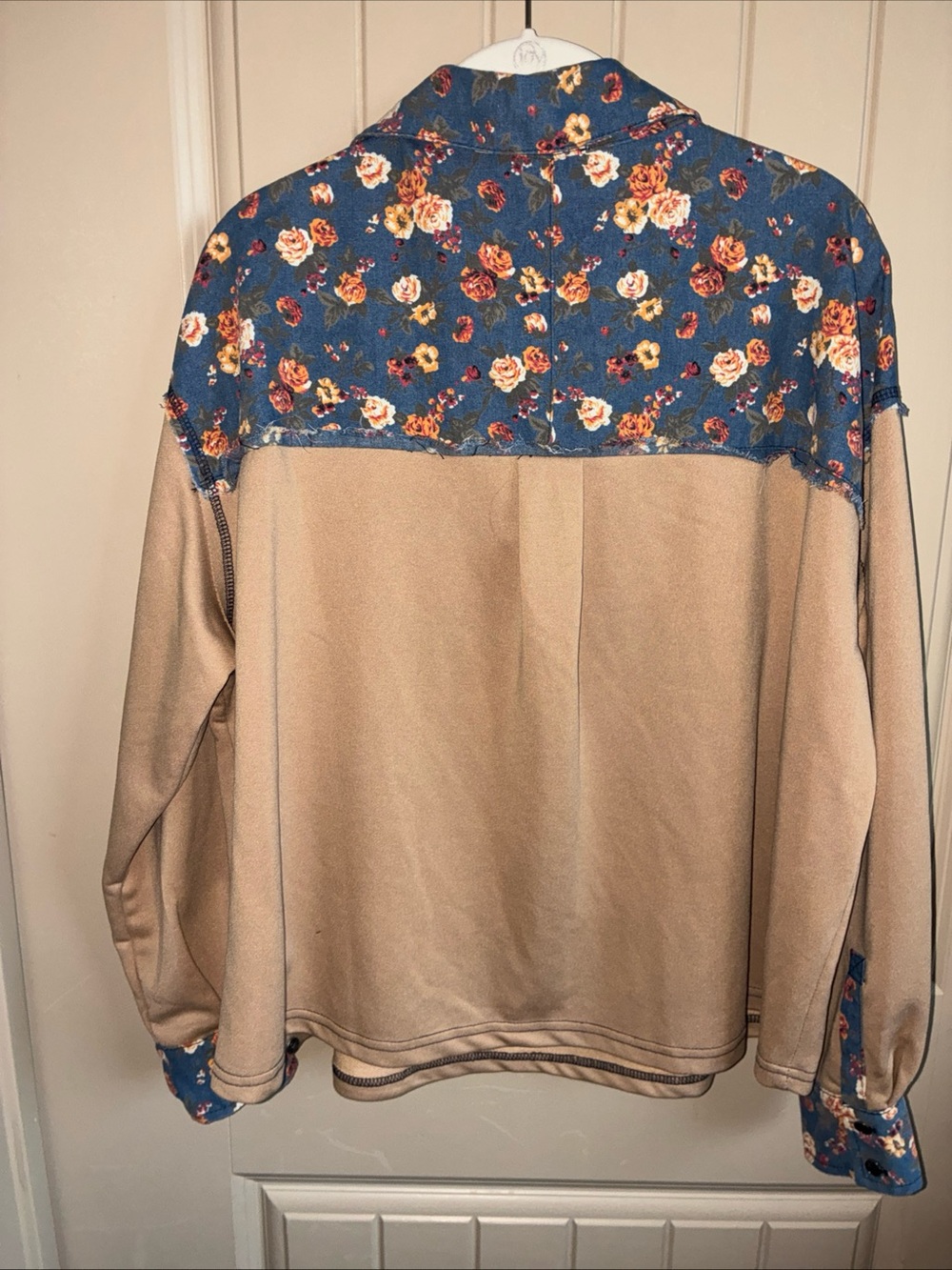 BiBi Tan Pullover with Blue Floral Collar - Picture 4 of 7